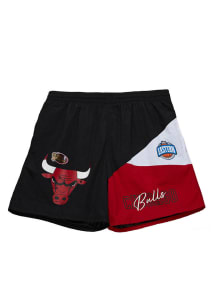 Mitchell and Ness Chicago Bulls Mens Black Vintage Logo Shorts