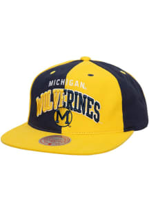 Mitchell and Ness Michigan Wolverines Yellow Pinwheel of Fortune Snapback Mens Snapback Hat