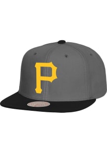 Mitchell and Ness Pittsburgh Pirates Grey Storm Front Mens Snapback Hat