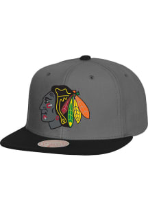 Mitchell and Ness Chicago Blackhawks Grey Storm Front Mens Snapback Hat