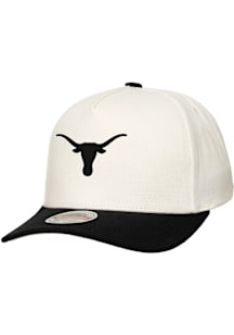Mitchell and Ness Texas Longhorns 2T CF Pro Crown Adjustable Hat - Ivory