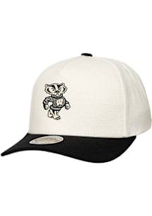 Mitchell and Ness Ivory Wisconsin Badgers 2T CF Pro Crown Adjustable Hat