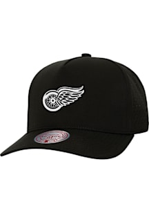 Mitchell and Ness Detroit Red Wings Perfect Stretch Pro Snap Adjustable Hat - Black