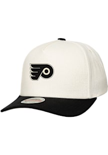Mitchell and Ness Philadelphia Flyers 2T Classic Red Pro Snap Adjustable Hat - Ivory