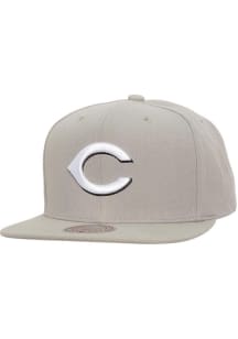 Mitchell and Ness Cincinnati Reds Grey Evergreen Grey &amp; White Mens Snapback Hat