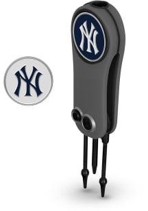 New York Yankees Ball Marker Switchblade Divot Tool