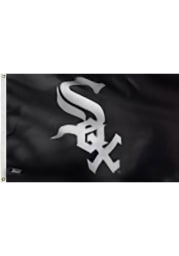 Chicago White Sox Deluxe Grommet Black Silk Screen Grommet Flag