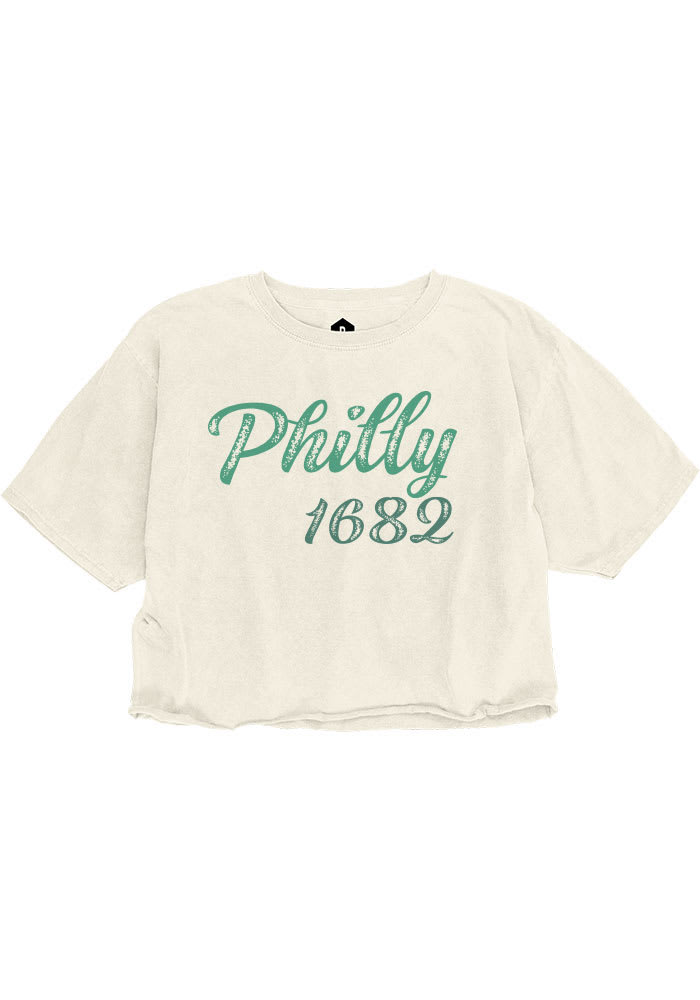 Philly Women's Ivory Retro Chalk Wordmark Cropped Short Sleeve T Shirt