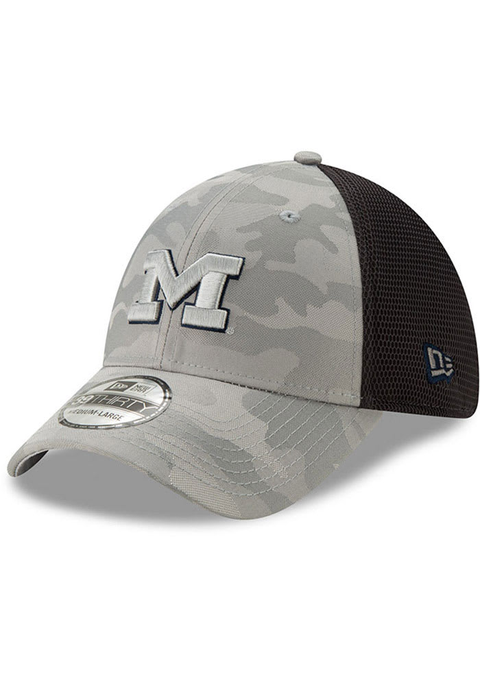 New Era Michigan Wolverines Mens Grey Camo Front Neo 39THIRTY Flex Hat