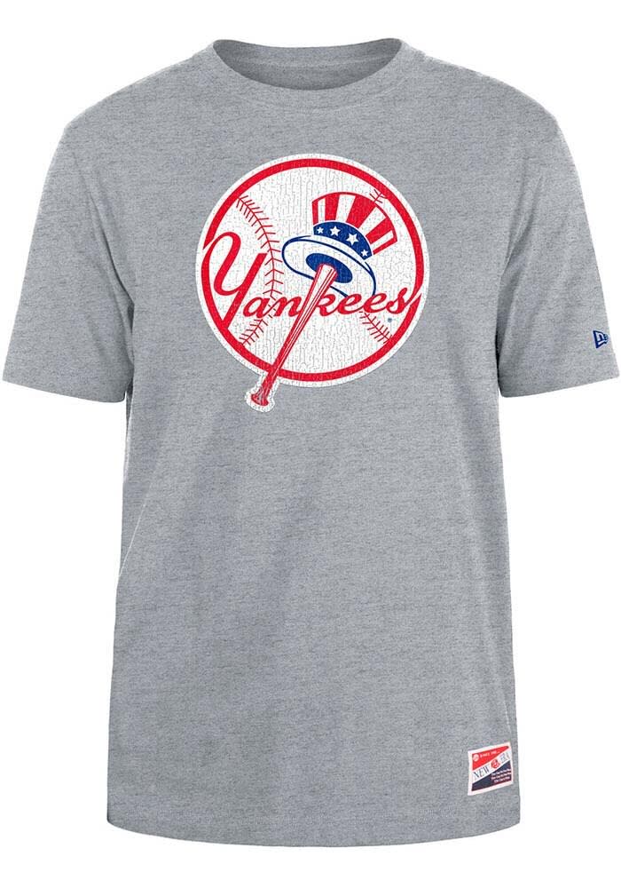 gray yankees shirt