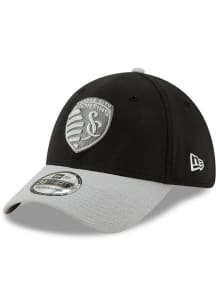 New Era Sporting Kansas City Mens Black Away Jersey Hook 39THIRTY Flex Hat