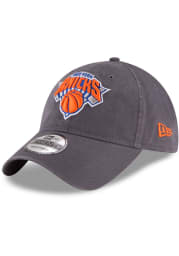 New Era New York Knicks Core Classic 9TWENTY Adjustable Hat - Grey