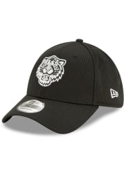 New Era Detroit Tigers Mens Black 2020 Clubhouse 39THIRTY Flex Hat