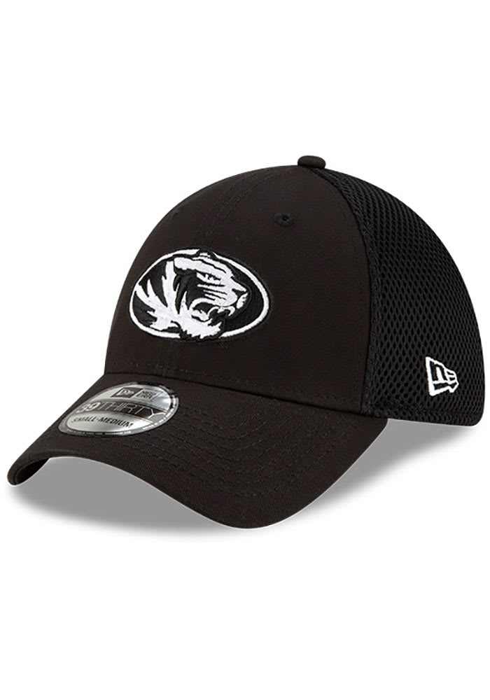 New Era Missouri Tigers Mens Black and White Neo 39THIRTY Flex Hat