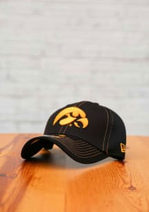 New Era Iowa Hawkeyes Mens Black Team Neo 39THIRTY Flex Hat