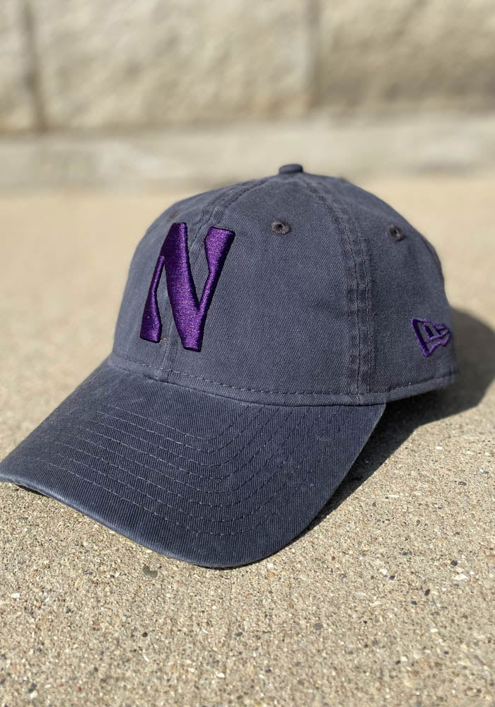 New Era Northwestern Wildcats Core Classic 9TWENTY Adjustable Hat - Grey