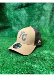 New Era Kansas City Royals KC Royals Tonal Canvas Trucker 9FORTY Adjustable Hat - Tan