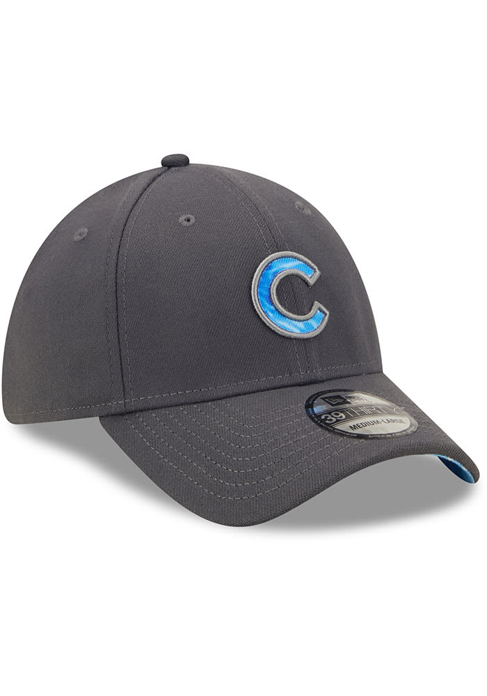 New Era Chicago Cubs Mens Charcoal 2022 Fathers Day 39THIRTY Flex Hat