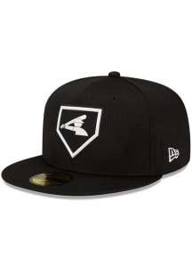 New Era Chicago White Sox Mens Black 2022 Clubhouse 59FIFTY Fitted Hat