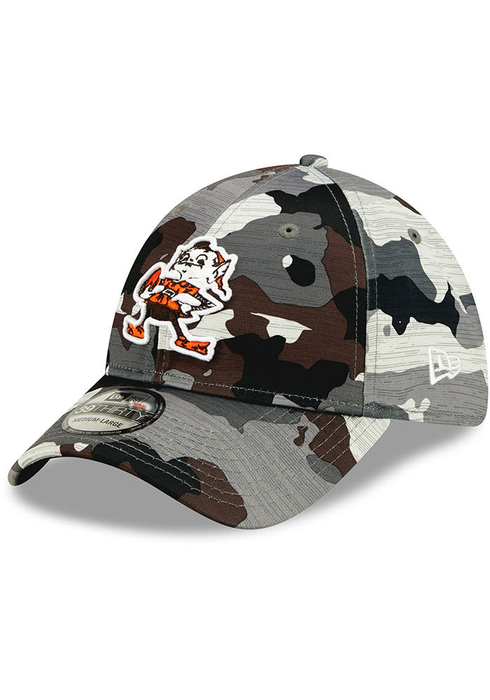 New Era Cleveland Browns Mens Grey 2022 Training Camp 39THIRTY Flex Hat