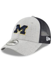 New Era Michigan Wolverines Heathered Turn 9FORTY Adjustable Hat - Grey