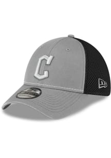 New Era Cleveland Guardians Mens Grey 2T Neo 39THIRTY Flex Hat