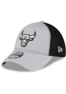 New Era Chicago Bulls Mens Graphite 2T Neo 39THIRTY Flex Hat
