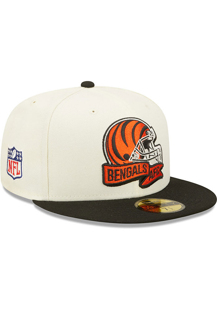 New Era Cincinnati Bengals Mens Ivory 2022 Sideline 59FIFTY Fitted Hat