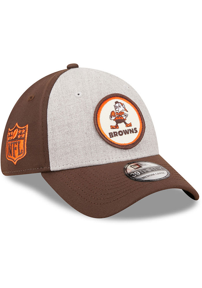 New Era Cleveland Browns Mens Grey Retro 2022 Sideline 39THIRTY Flex Hat