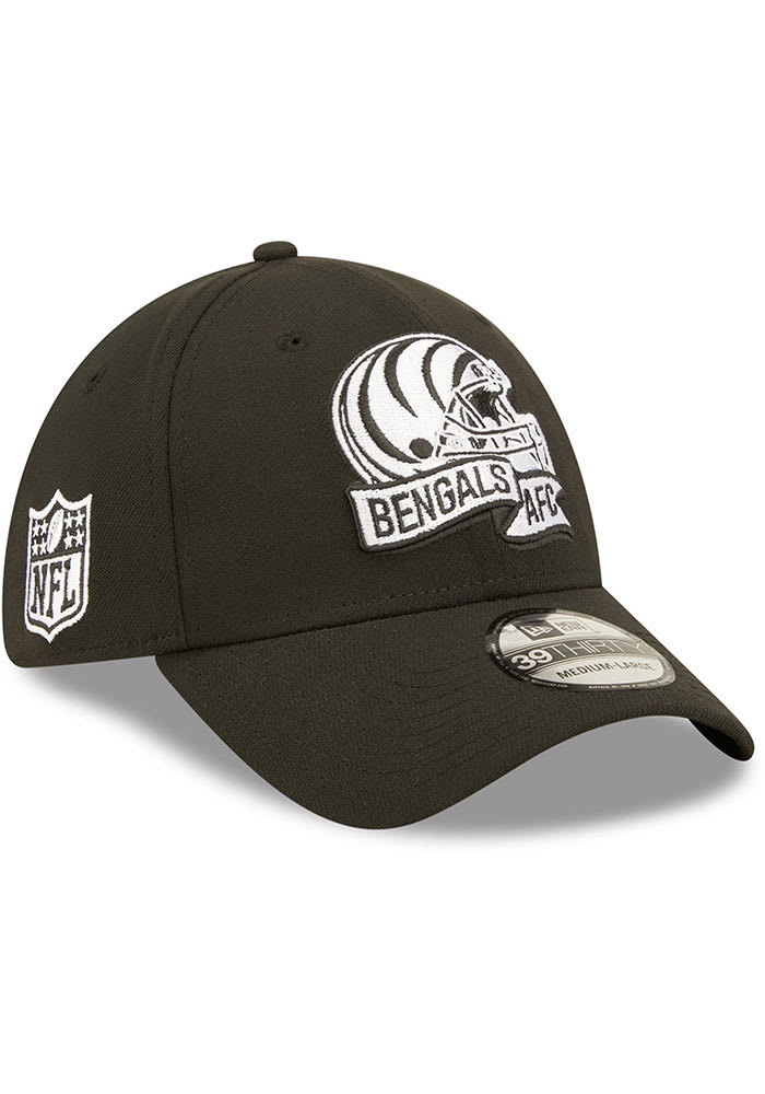 New Era Cincinnati Bengals Mens Black 2022 Sideline BW 39THIRTY Flex Hat