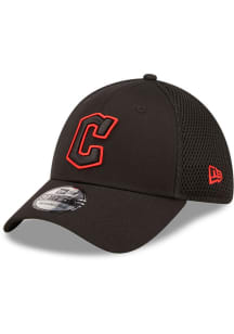 New Era Cleveland Guardians Mens Black Team Neo 39THIRTY Flex Hat