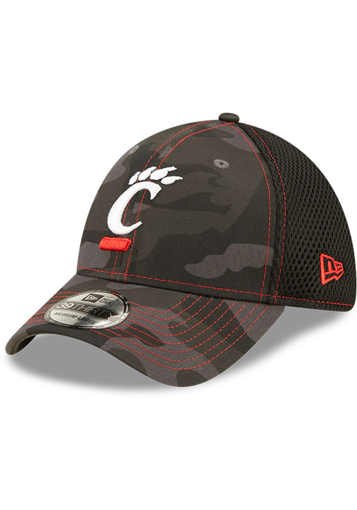 New Era Cincinnati Bearcats Mens Black Camo 39THIRTY Flex Hat