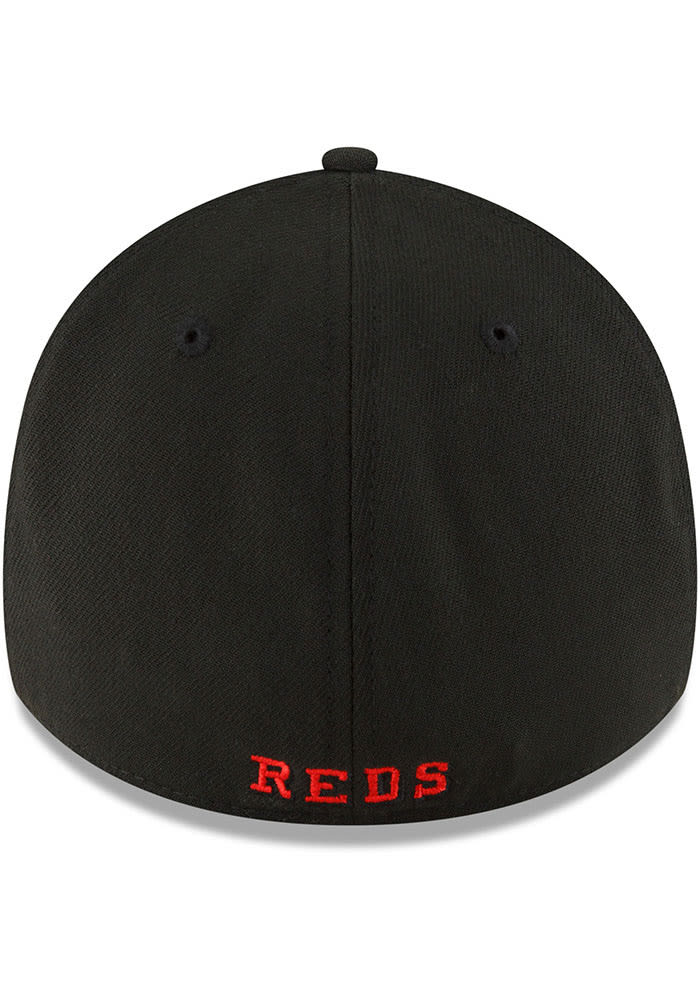 New Era Cincinnati Reds Mens Black Cooperstown 2T Team Classic Flex Hat