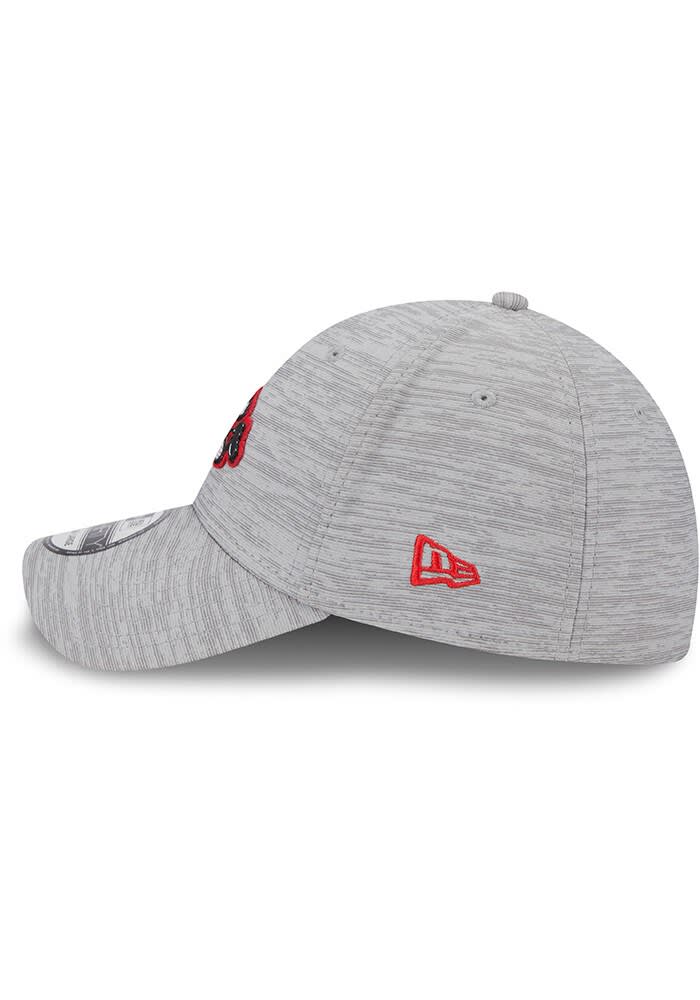 New Era Cincinnati Reds Mens Grey 2023 Clubhouse CW 39THIRTY Flex Hat