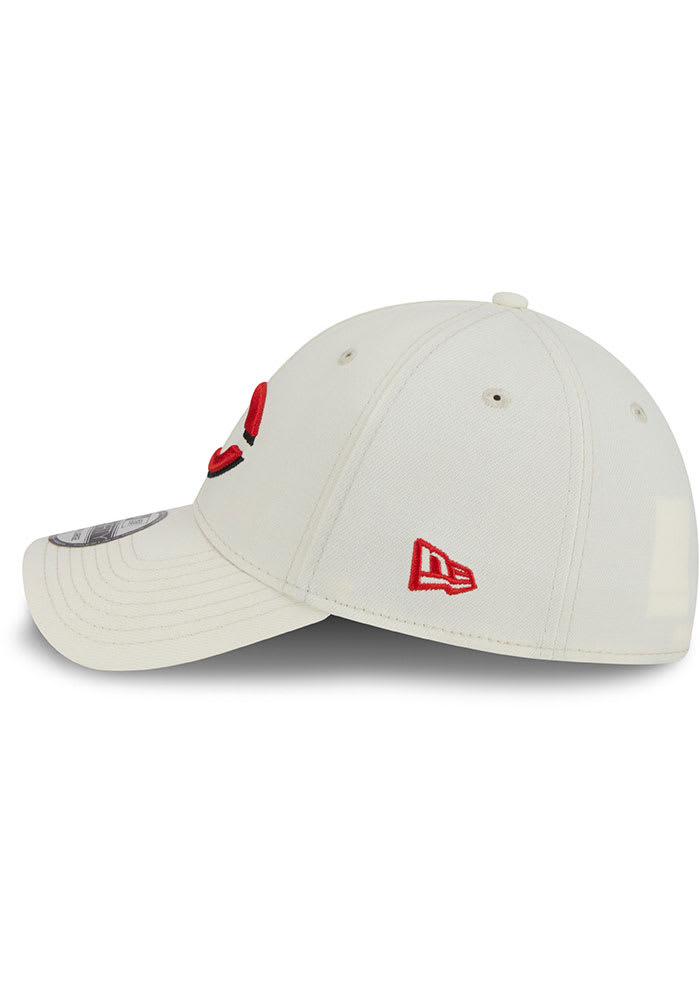 New Era Cincinnati Reds Mens White Classic 39THIRTY Flex Hat