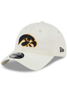 New Era Iowa Hawkeyes Core Classic 2.0 9TWENTY Adjustable Hat - White