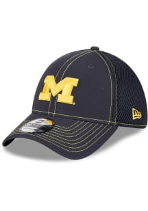 New Era Michigan Wolverines Mens Navy Blue Pop Team Neo 39THIRTY Flex Hat