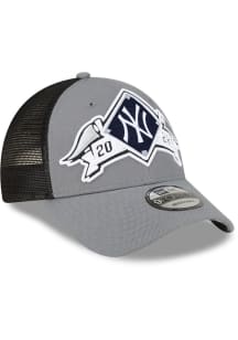 New Era New York Yankees 2022 MLB LDS Winner Trucker 9FORTY Adjustable Hat - Grey