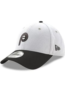 New Era Philadelphia Phillies Stretch Snap 9FORTY Adjustable Hat - White