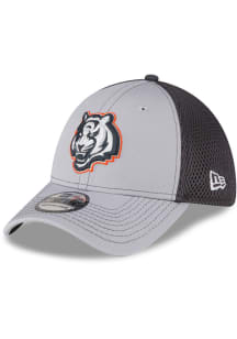 New Era Cincinnati Bengals Mens Grey Grayed Out 2 Neo 39THIRTY Flex Hat