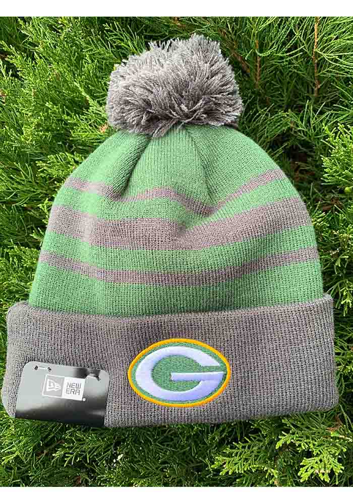 New Era Men's Green Bay Packers Patch Grey Pom Knit Beanie