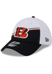 New Era Cincinnati Bengals Mens Black 2023 Sideline 39THIRTY Flex Hat
