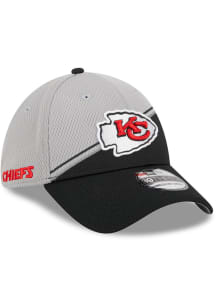 New Era Kansas City Chiefs Grey JR 2023 Sideline GRA 39THIRTY Youth Flex Hat