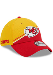 New Era Kansas City Chiefs Yellow JR 2023 Sideline STM 39THIRTY Youth Flex Hat