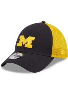 New Era Michigan Wolverines Mens Navy Blue Evergreen  Team Neo 39THIRTY Flex Hat