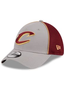 New Era Cleveland Cavaliers Mens Grey Pipe Neo 39THIRTY Flex Hat