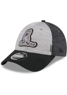 New Era St Louis Cardinals 2024 Clubhouse 2T Stretch Snap 9FORTY Adjustable Hat - Grey