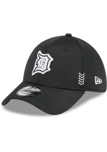 New Era Detroit Tigers Mens Black 2024 Clubhouse Alt CW 39THIRTY Flex Hat
