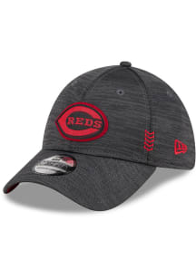 New Era Cincinnati Reds Mens Grey 2024 Clubhouse Alt CW 39THIRTY Flex Hat