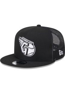 New Era Cleveland Guardians Black BW Evergreen Trucker 9FIFTY Mens Snapback Hat